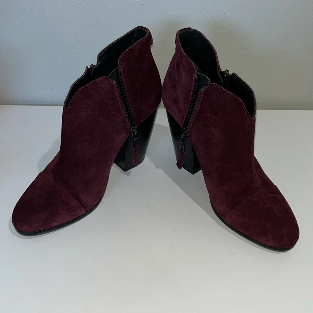 Rag & Bone‎ Women's Burgundy Margot Suede Leather Ankle Boots Sz 8.5 Zippers